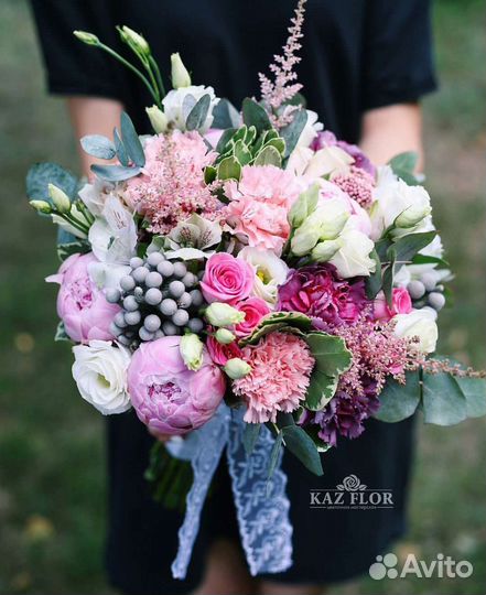 Флорист продавец цветов