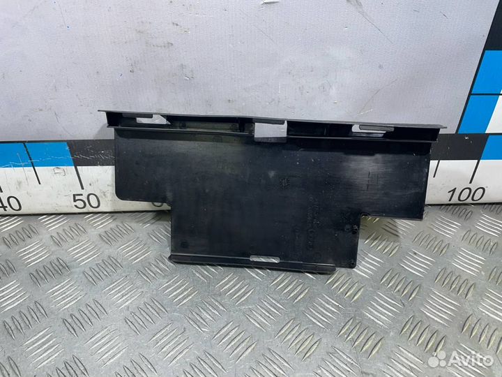 Б/У Крышка аккумулятора#001