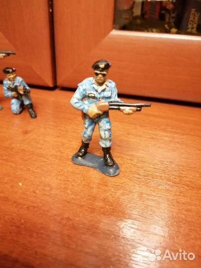 Наборы фигурок 