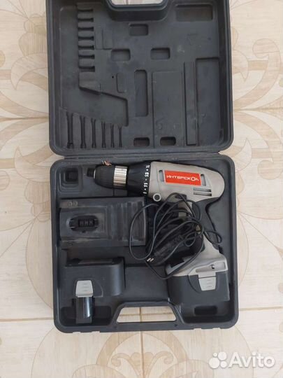 Продам шуруповерт Интерскол новый
