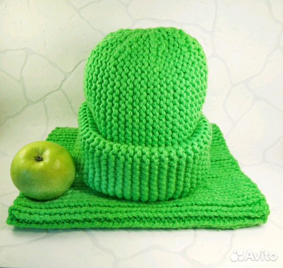 Зимние шапка и снуд