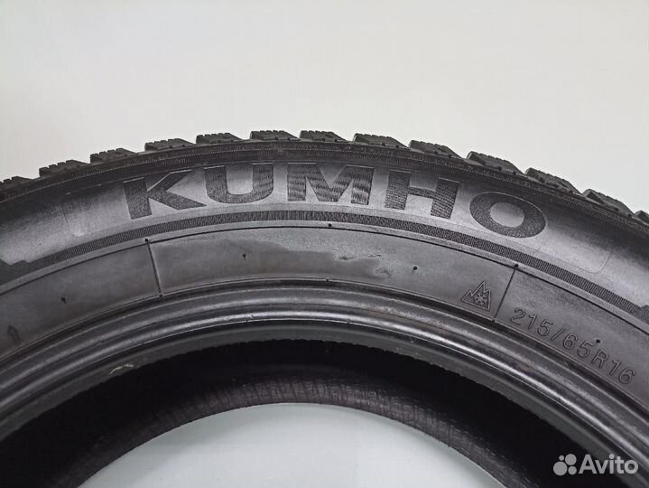 Kumho I'Zen KW22 215/65 R16