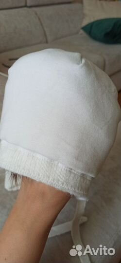 Комплект шапка, манишка для девочки