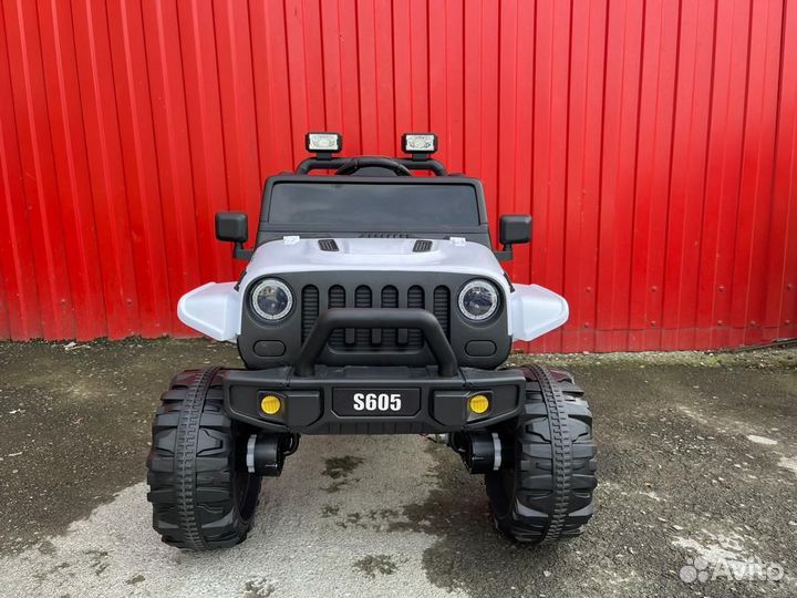 Детский электромобиль джип