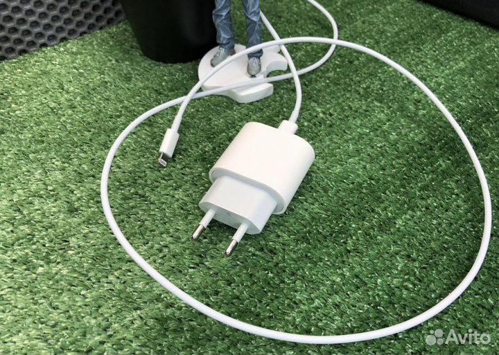 Быстрая зарядка для iPhone Блок 20W+кабель