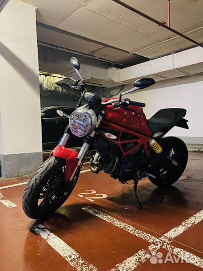 Ducati monster 797