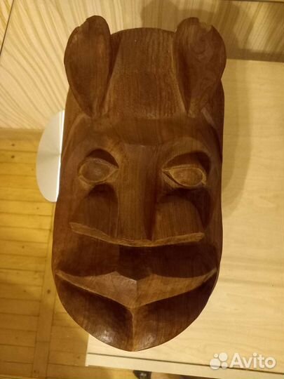 Африканская маска дерево