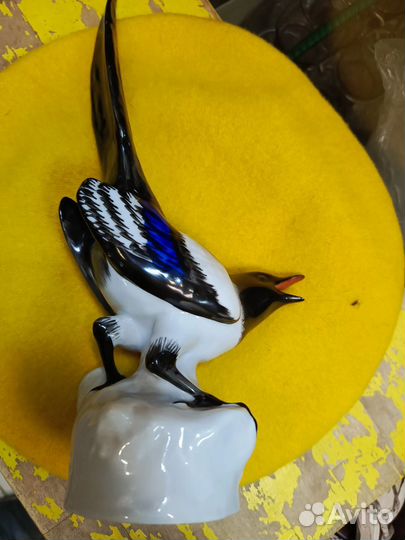Фарфоровые статуэтки Лфз синица