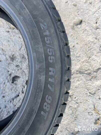 Kumho WinterCraft Ice Wi32 215/55 R17 98T