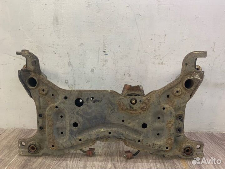 Подрамник передний передний Ford Focus 2 хетчбэк