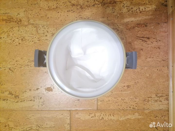 Мощный пылесос Beko BKS 9118