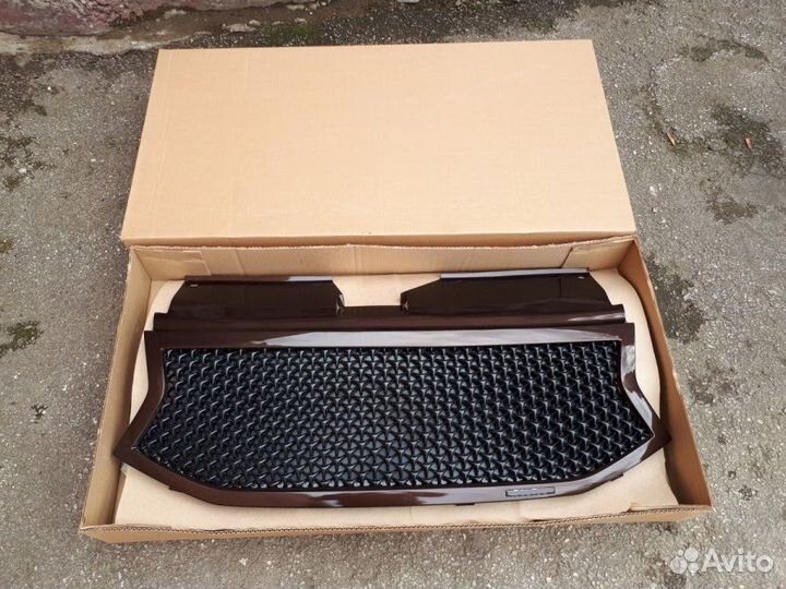 Решетка радиатора на УАЗ Патриот 