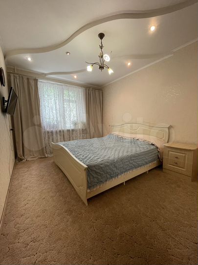 2-к. квартира, 56 м², 1/9 эт.