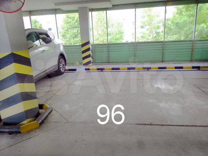 Машиноместо, 29 м²