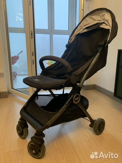 Коляска прогулочная для путешествий
