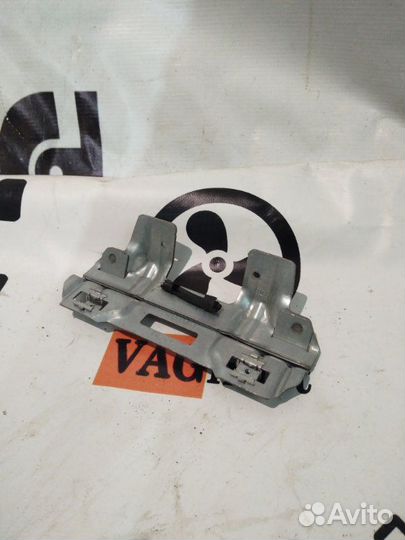 Кронштейн Vw Passat B7 1.4 CAX 2014