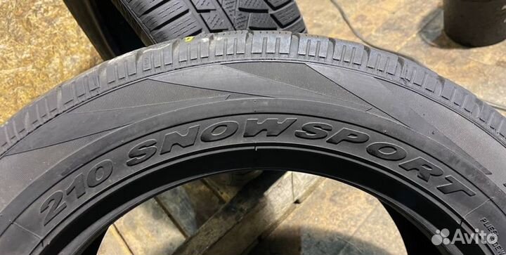Pirelli Winter 210 Snowsport 225/55 R16