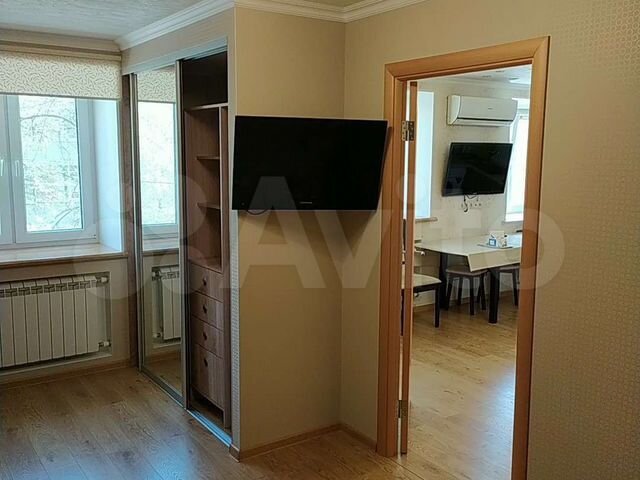 2-к. квартира, 43 м², 3/5 эт.