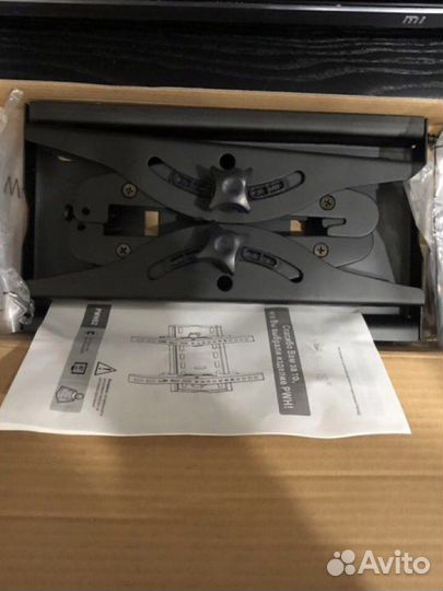 Кронштейн для телевизора поворотный