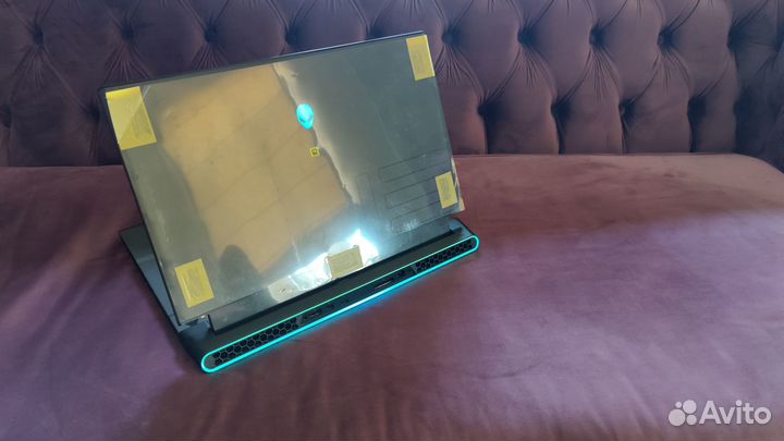 Alienware M15 R2, FHD, 2TB, RTX 2070, Tobii