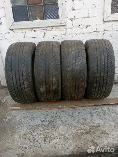 Kumho Ecsta SPT KU31 235/55 R17