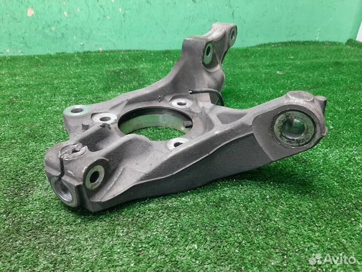 Кулак передний правый Opel Zafira C 2014