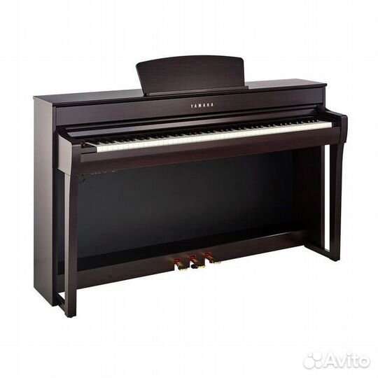 Цифровое пианино Yamaha + Аксессуары