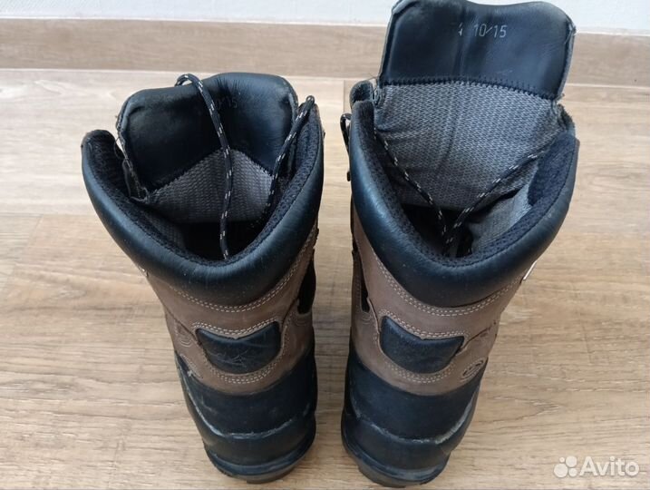 Трекинговые ботинки Lower