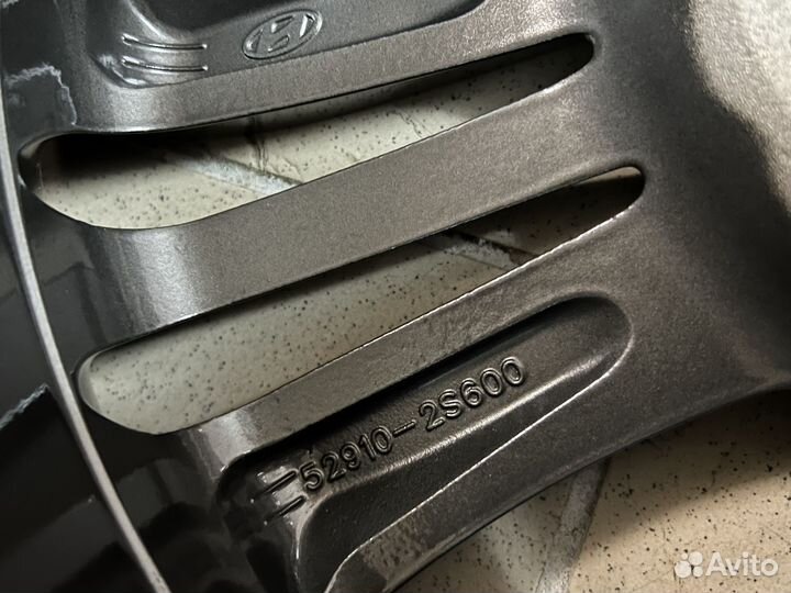 Оригинальные диски R17 на hyundai IX35