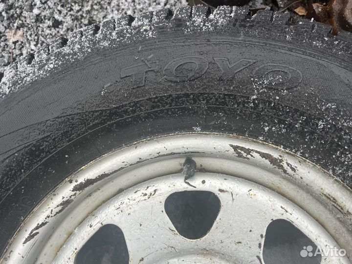 Колесо от nissan np300