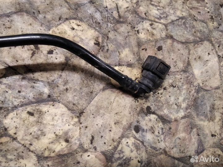 Топливная трубка Nissan Almera G15 K4M 2015