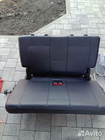 Третий ряд сидений mitsubishi pajero 4