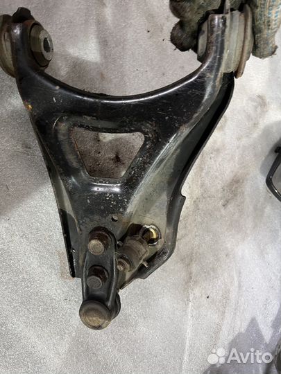 Рычаг передний Renault Symbol