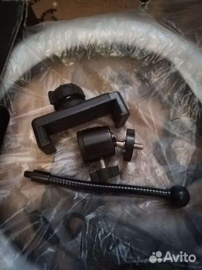 Кольцевая лампа со штативом