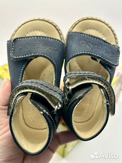 Сандалии натуральная кожа 20 размер