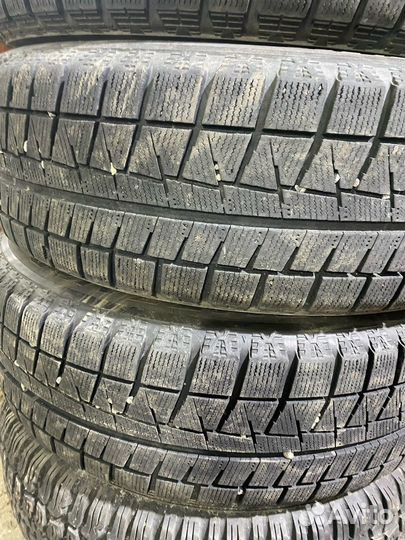 Bridgestone Blizzak Revo GZ 205/65 R16