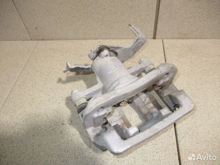 Суппорт задний правый Kia Soul 3 (SK3)