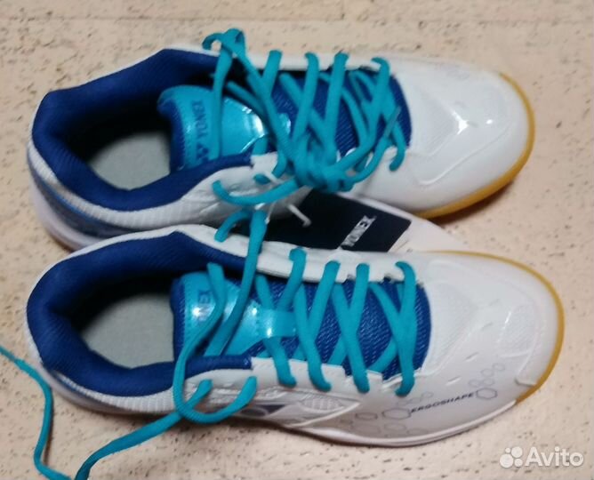 Кроссовки для бадминтона