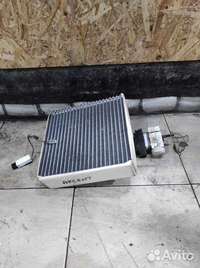 Испаритель кондиционера Hyundai Accent 2