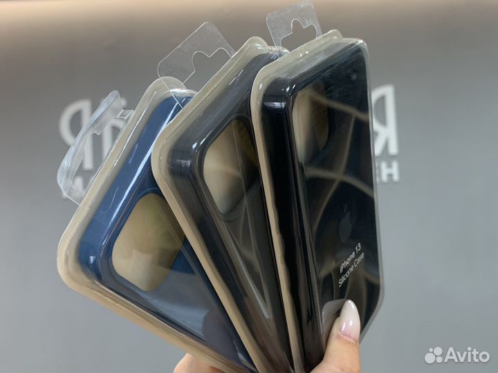 Чехол для iPhone 13