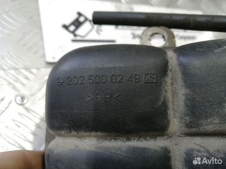 Бачок расширительный Mercedes W208 CLK