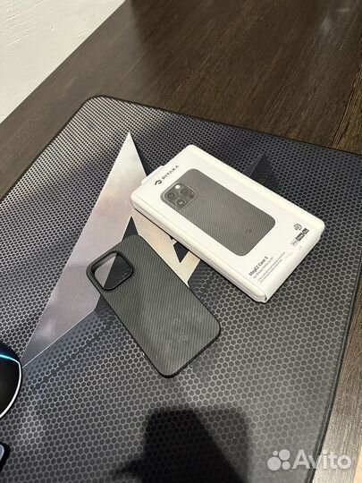 Чехол pitaka на iPhone 14 Pro