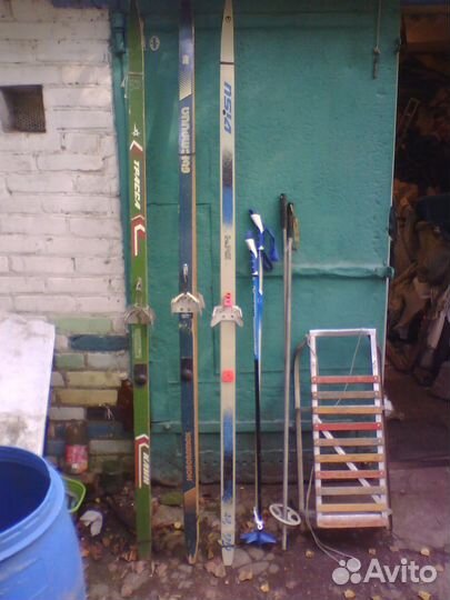 Лыжи,палки,санки,ледянки,коньки