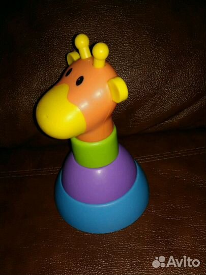 Жираф пирамидка