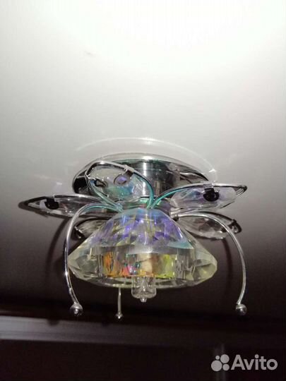 Светильники потолочные