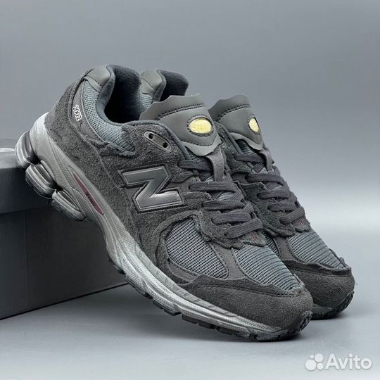 Кроссовки New Balance 2002R