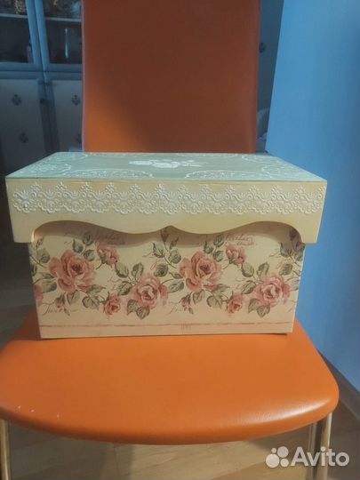 Хлебница деревянная с крышкой поднос