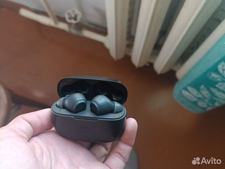 Jbl наушники