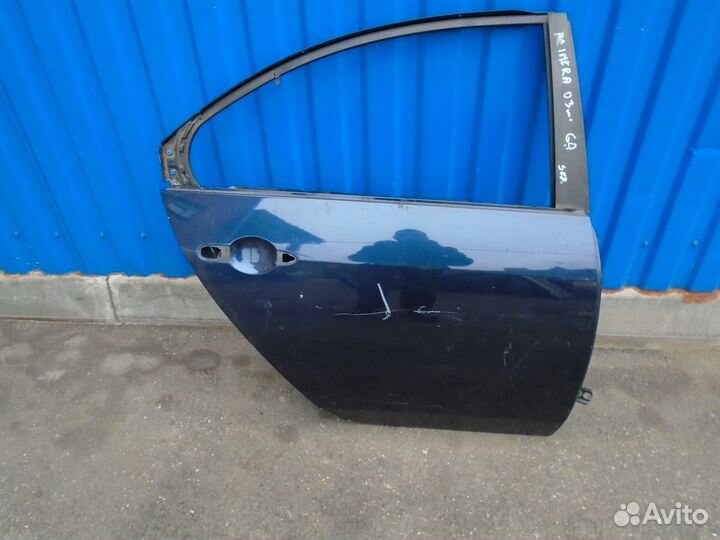 Nissan 82100-AV630 Дверь задняя правая