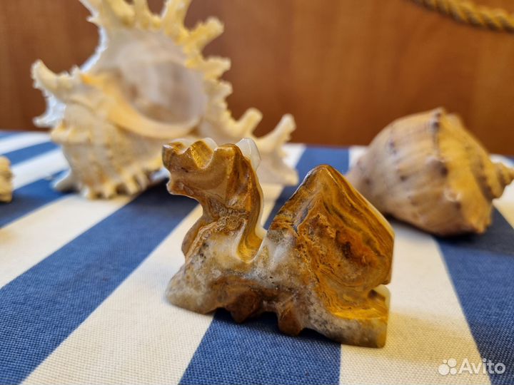 Фигурки из оникса